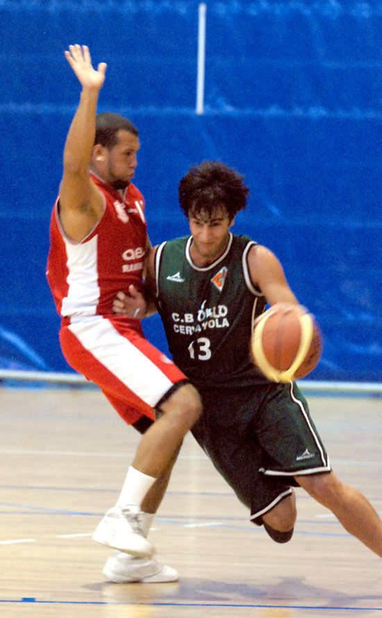 L’ Ópalo Cerdanyola sorprèn el CN Tàrrega i torna amb la victòria (55-63)