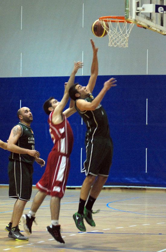 L’Ópalo suma i segueix a la pista de la UE Horta guanyant amb autoritat (65-86)