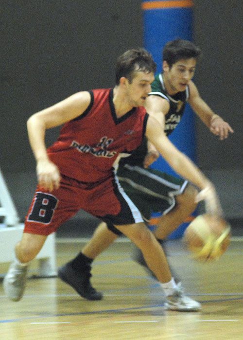 L’Ópalo Cerdanyola B cau davant el Badalonés (60-70)