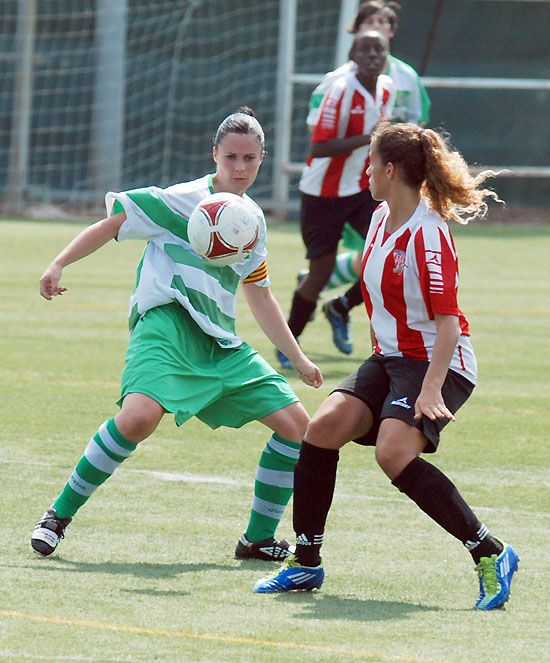 El Cerdanyola FC femení suma la segona victòria davant el Lloret (3-1)