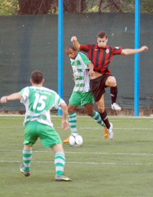 El Cerdanyola FC tornar a guanyar fora de la Bòbila