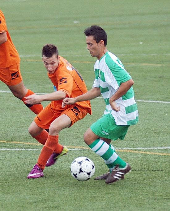 El Cerdanyola FC B guanya al camp del Chacarita (1-3) i es col·loca líder del grup.