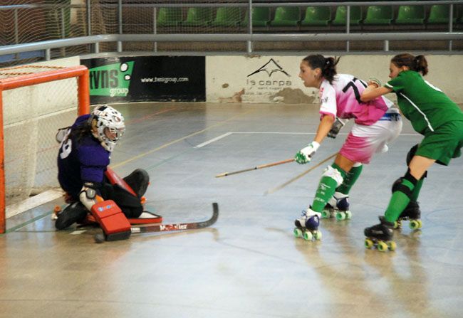 El Maheco Femení cau davant el Reus Deportiu en un partit de gols (5-4) 