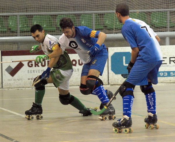 El Maheco Cerdanyola B goleja el Corbera 8 a 2 i recupera el liderat