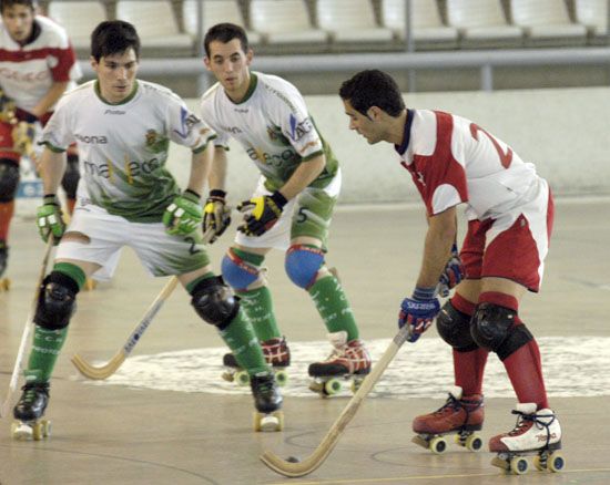 El Maheco Cerdanyola tanca la pretemporada davant el Vic (2-3)