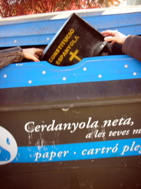 Les JERC reciclen la Constitució