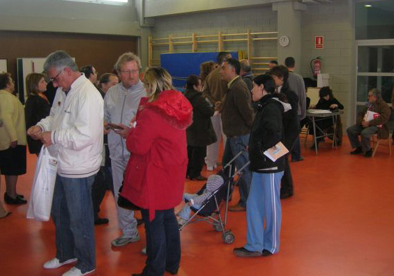 Normalitat absoluta en l'inici de la jornada electoral a Cerdanyola