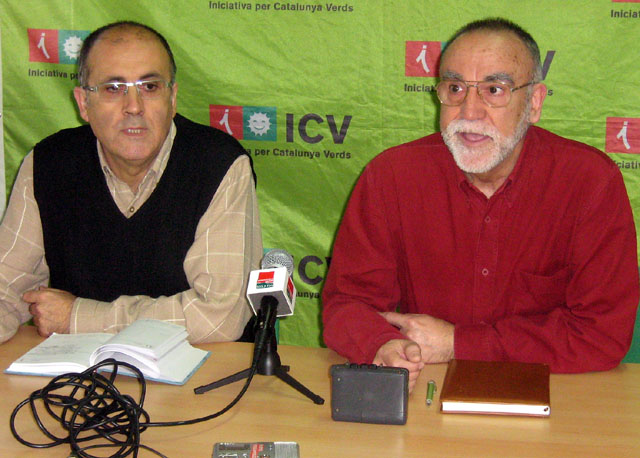 Iniciativa critica 'l'amnèsia' dels PSC