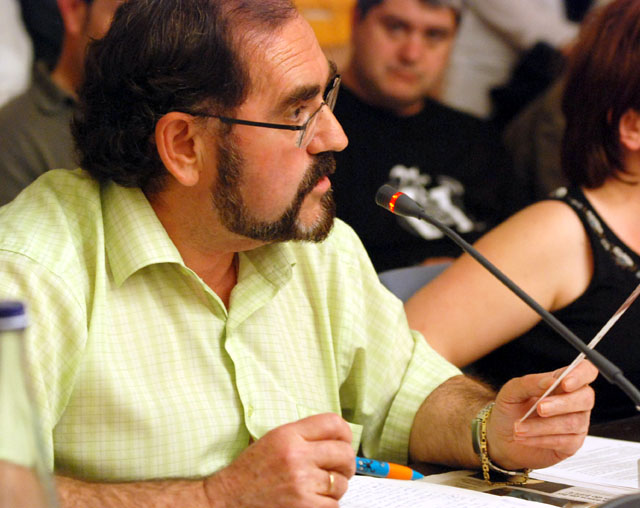 Antonio González pensa que el PSC està en crisi per la decisió de Cárdenas d'anar a treballar a Madrid