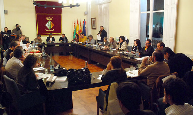 Una partida per la solidaritat provoca el debat al Ple