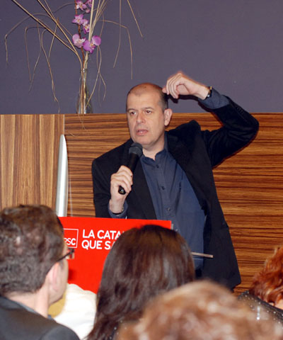 José Zaragoza carrega contra l’alcalde al 30 aniversari dels Ajuntaments democràtics
