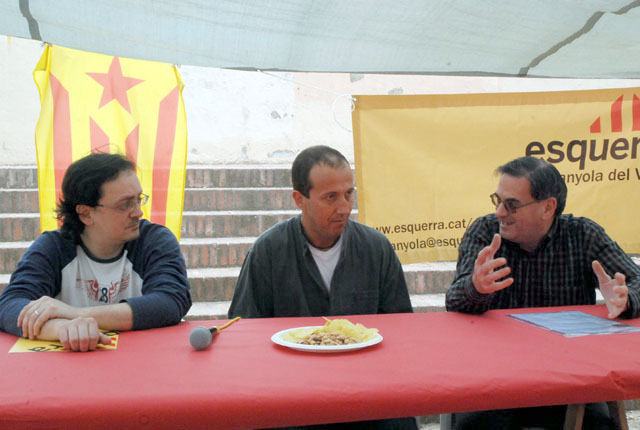ERC inicia la celebració de Sant Jordi amb un dinar popular i parlant dels valors de la República