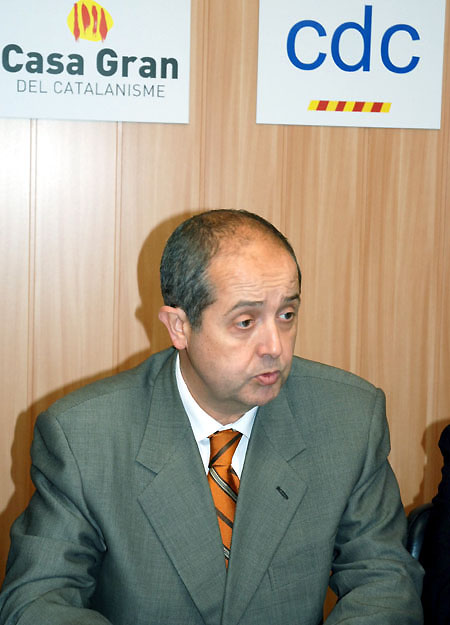 Felip Puig es reuneix amb representants del sector de la restauració i l'oci nocturn de Cerdanyola