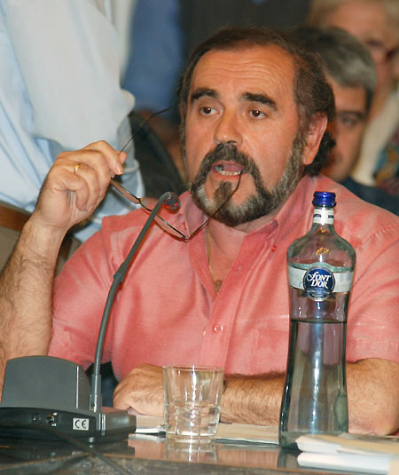 El regidor del PP, Antonio González, defensa la seva tasca al partit i assegura haver estat lleial a la formació