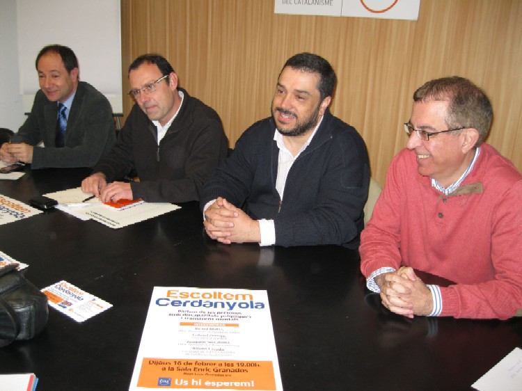 CiU presenta la seva precampanya “pensant en positiu”