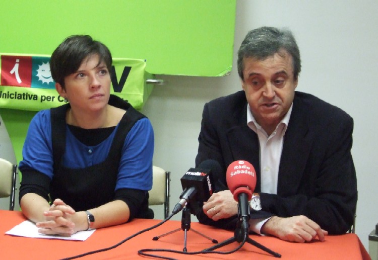 Iniciativa carrega contra les retallades socials de la Generalitat