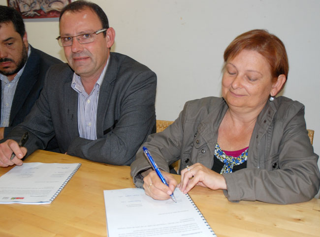 PSC i CiU firmen l'acord de govern per al proper mandat
