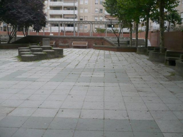 L'Ajuntament revisa el projecte de remodelació de Cerdanyola 2000