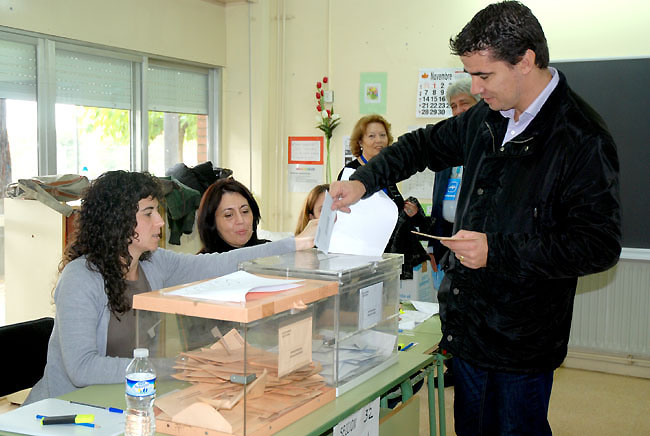 Generals 2011. Buenaño (PP) espera aconseguir escó de diputat al poc d'iniciar legislatura