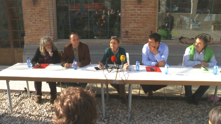 El nou govern municipal neix fent bandera de l'esquerra
