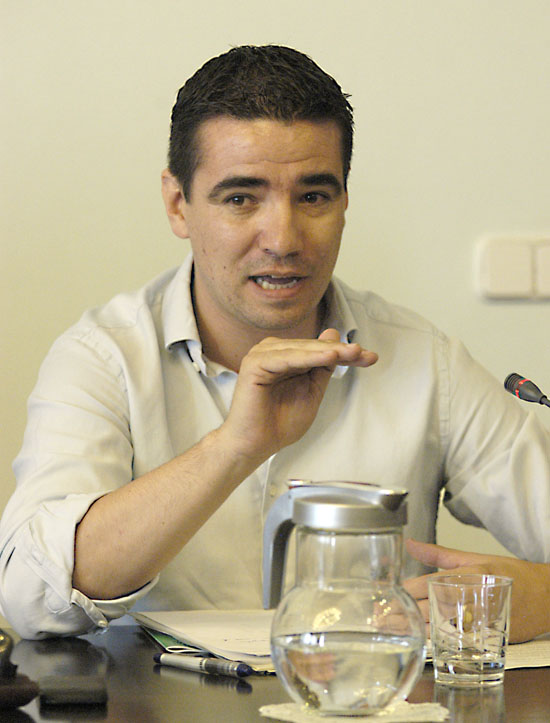 El PP acusa el govern de fer doble joc amb Can Planas