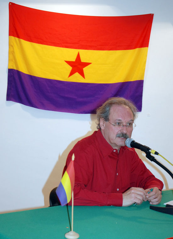 Antoni Segura defensa la II República com la primera experiència democràtica