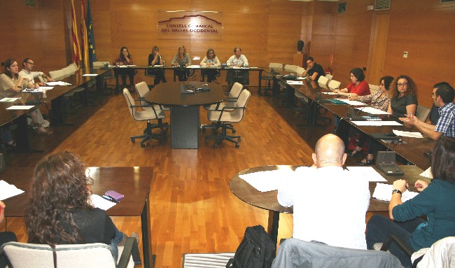 El món local del Vallès Occidental reclama garanties pels menjadors escolars