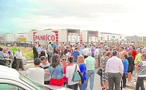 Compromís col.labora amb la caixa de resistència de Panrico