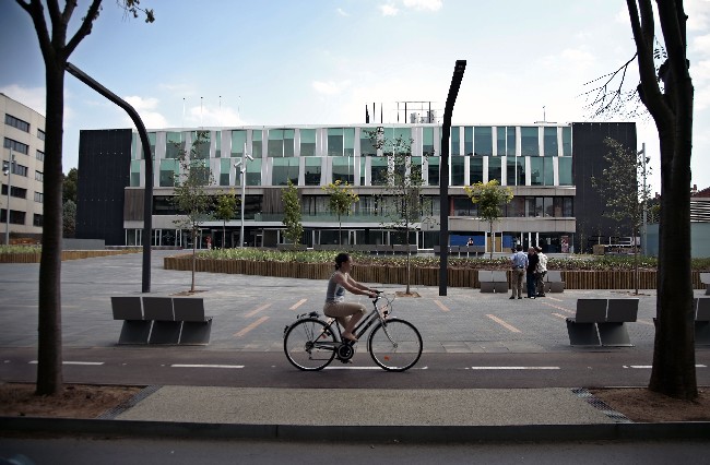 Sant Cugat insisteix en el rebuig al centre comercial del Direccional