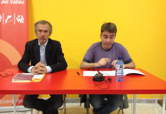 Es presenta un llibre per convèncer als indecisos sobre els beneficis de la independència