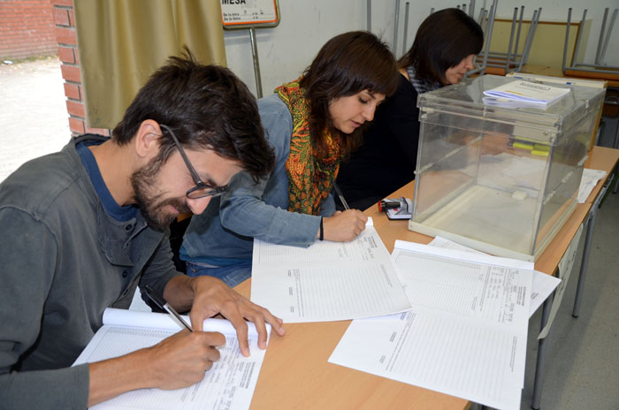 La jornada electoral comença amb total normalitat