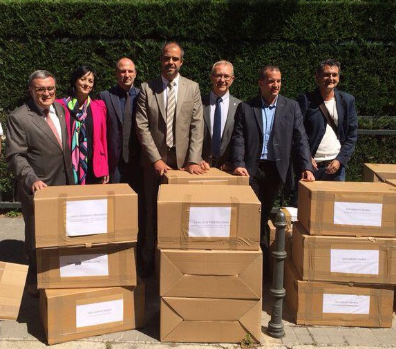El Constitucional admet a tràmit el recurs dels Ajuntaments contra la Reforma Local
