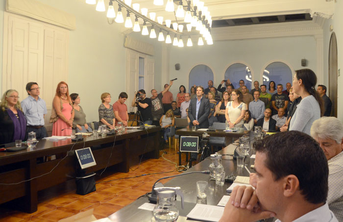 Els grups sobiranistes de Cerdanyola exigeixen el compliment de la moció proconsulta