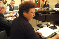 El govern municipal planteja fermesa i diàleg en la defensa del CAS