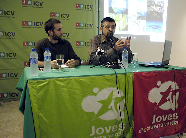 El diputat d'ICV-EUiA Salvador Milà diu que l'activitat humana és un factor distorssionant de l'evolució dels ecosistemes
