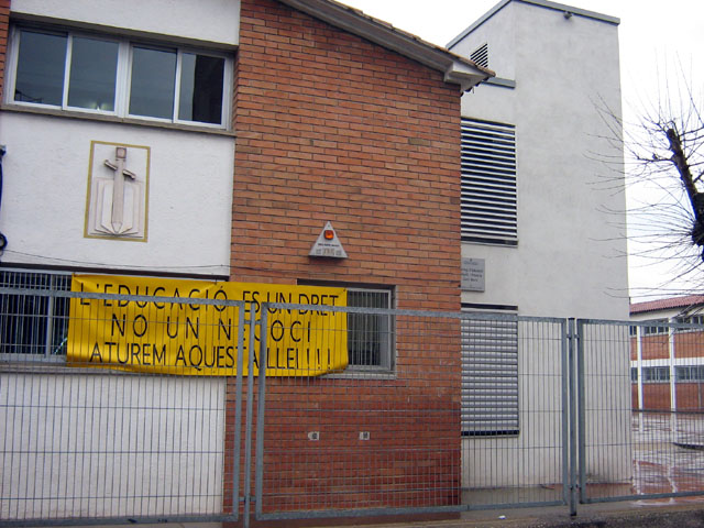 Cerdanyola segueix de manera desigual la vaga d'ensenyament
