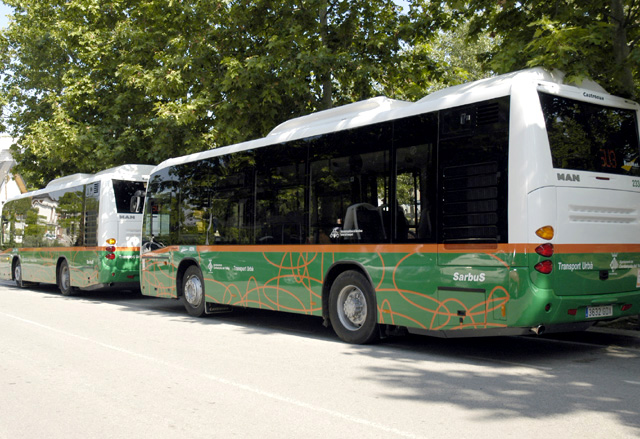 La nova línia 3 d'autobús urbà ha realitzat avui el seu primer viatge