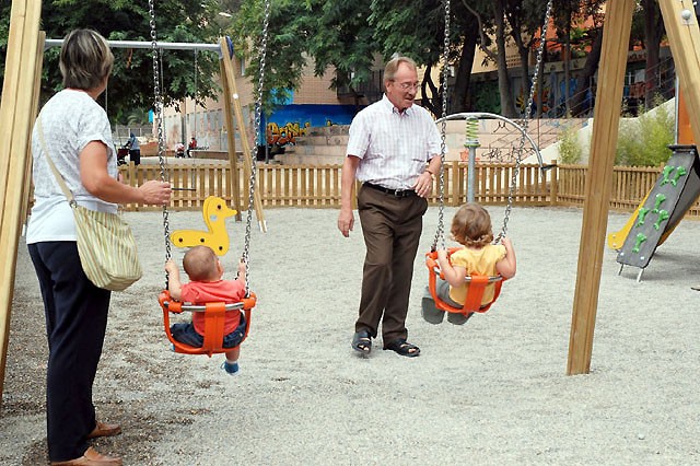 L'Ajuntament presenta el parc infantil del passeig del Pont com una actuació de dignificació urbana
