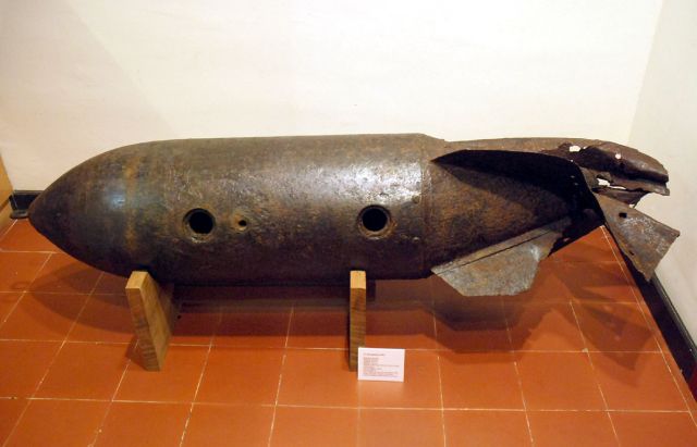 Cerdanyola cedeix a Sabadell una bomba de la guerra civil per a una exposició