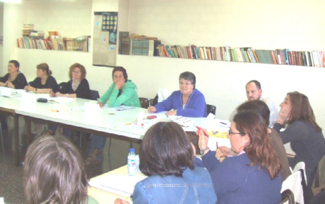 El sindicat CC.OO imparteix un curs de lleguatge de signes