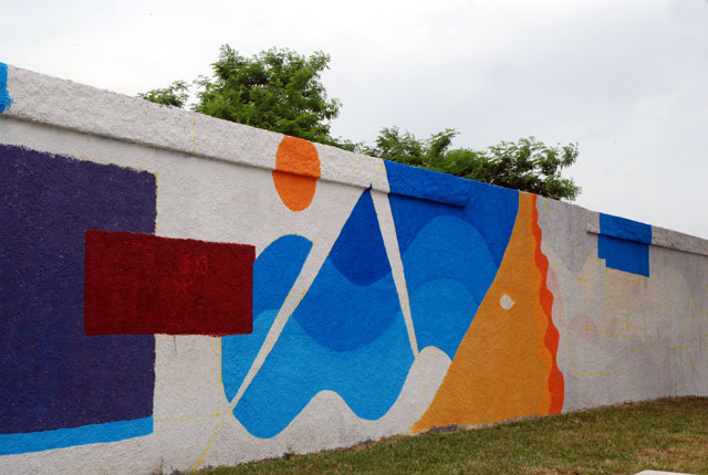 ICV/EUiA pinta un mural d’homenatge a les avantguardes de principis del segle XX