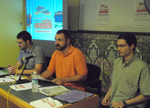 Es constitueix una plataforma en defensa del tramvia a la comarca