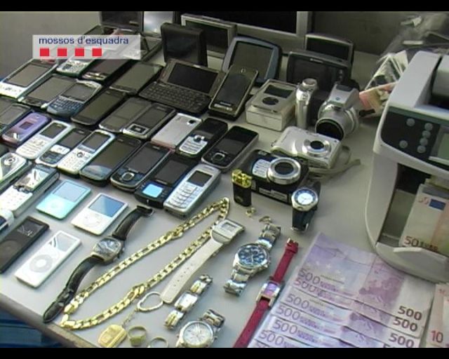 Detenen un actiu grup de lladres que actuava als domicilis de la comarca i de tota Europa