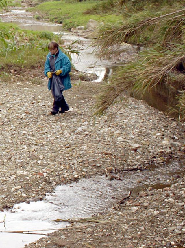 L’Associació de Veïns de Serragalliners promou una jornada per redescobrir i netejar la riera dels Gorgs