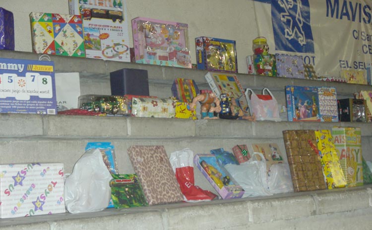 Més de 300 infants es beneficien de la campanya 'Una Nit d'Il·lusió'