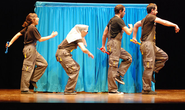 Una obra de teatre informa als adolescents sobre la prevenció de la sida