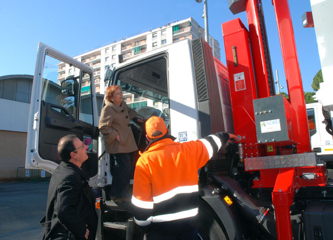 La Festa del reciclatge ensenya els nous vehicles de recollida d'escombraries