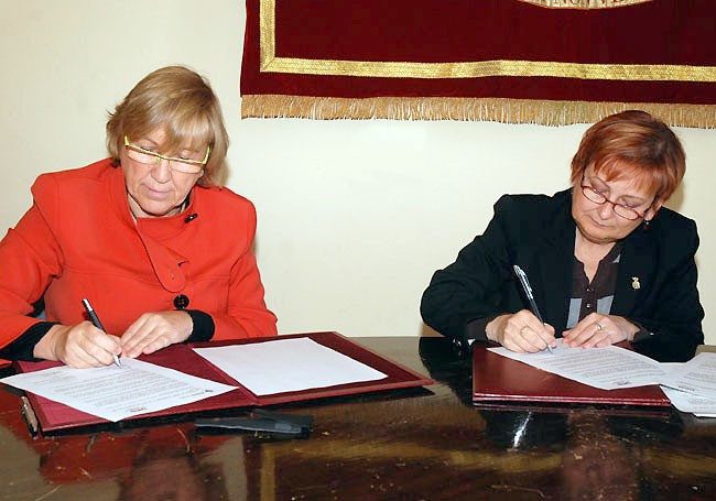 Alumnes de tres instituts de Cerdanyola participaran al Campus Ítaca de la UAB aquest estiu