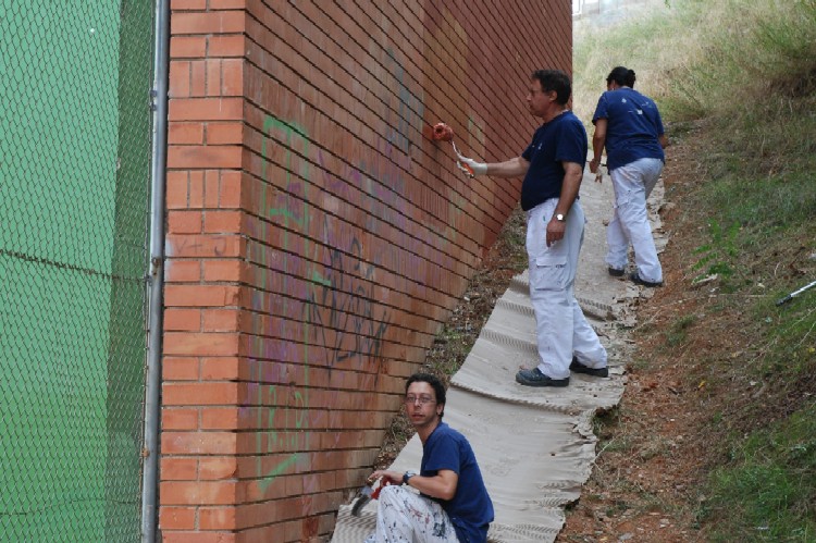 Balanç satisfactori del Pla municipal de neteja de grafits