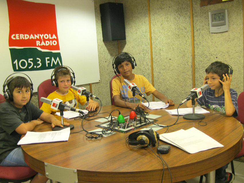 Cerdanyola Ràdio emet el programa de 4t de l’Escola Collserola